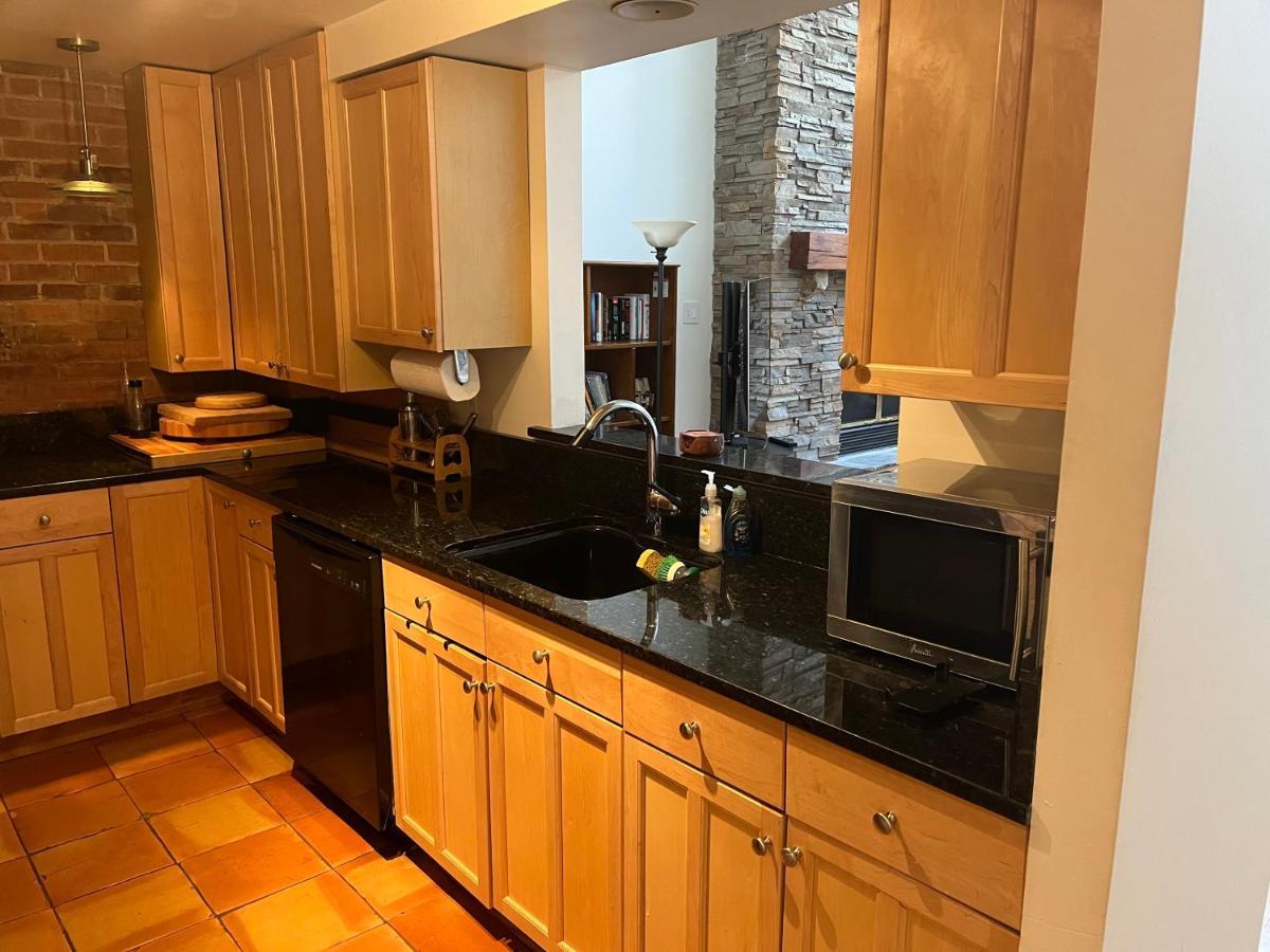 Full Loft-Style Apartment Near Omni New Haven Extérieur photo